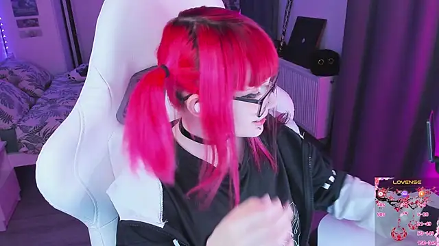 Yumi Youkai online show from October 27, 2025, 7:15 pm