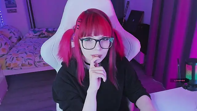 Yumi Youkai online show from September 15, 2025, 3:40 am