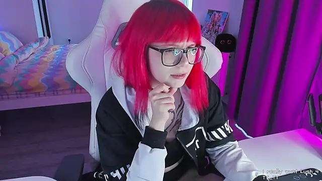 Yumi Youkai online show from March 11, 2025, 12:39 pm