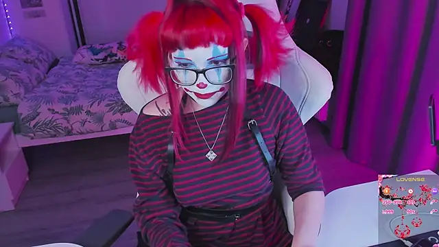 Yumi Youkai online show from October 11, 2025, 6:31 pm