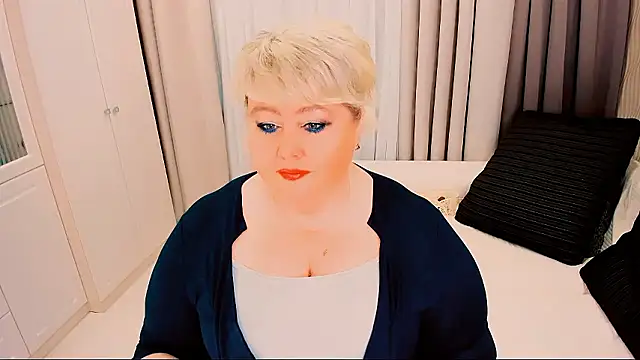 Snapshot of BIGTITSBBW chatting on January 10, 2026, 12:33 pm BIGTITSBBW online show from January 10, 2026, 12:33 pm