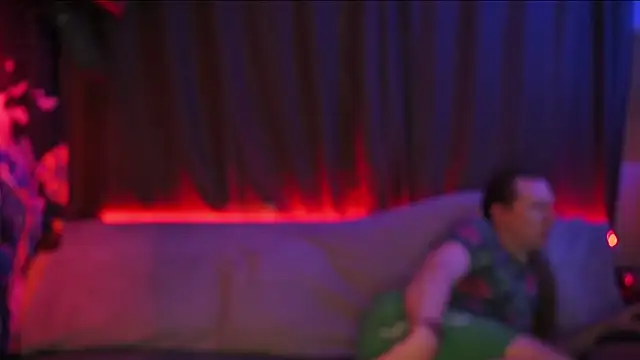 Claudia and elon  online show from December 19, 2024, 7:18 am