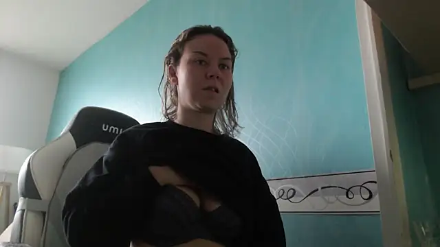 BabyNila online show from December 23, 2025, 9:30 am