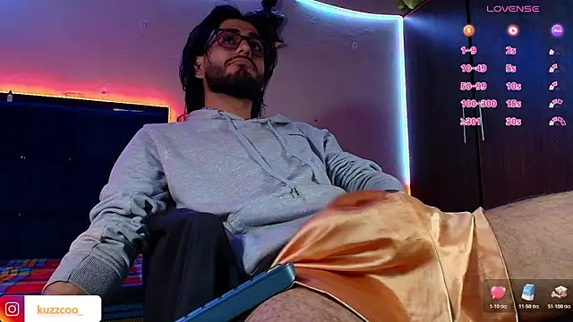 Snapshot of kuzzcoo chatting on February 19, 2026, 1:52 pm kuzzcoo online show from February 19, 2026, 1:52 pm