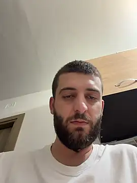 Snapshot of ElChapoGuzman95 chatting on February 26, 2026, 6:30 pm ElChapoGuzman95 online show from February 26, 2026, 6:30 pm