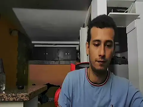 Snapshot of talktome4 chatting on July 12, 2026, 2:01 am talktome4 online show from July 12, 2026, 2:01 am