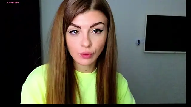 Snapshot of _comefeelme_ chatting on March 12, 2025, 4:02 pm comefeelme online show from March 12, 2025, 4:02 pm