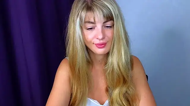 Snapshot of _comefeelme_ chatting on September 29, 2025, 5:14 am comefeelme online show from September 29, 2025, 5:14 am