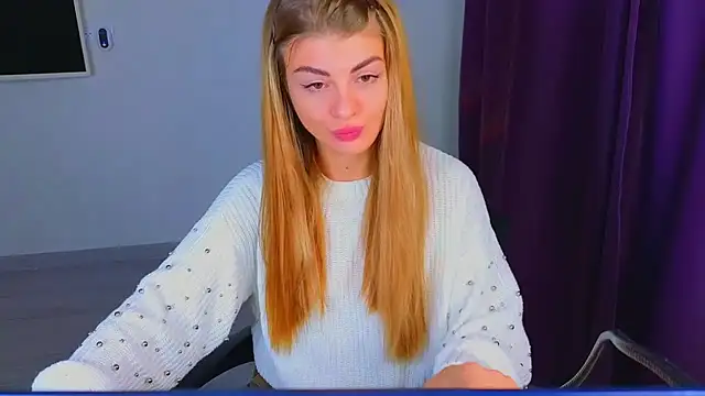 Snapshot of _comefeelme_ chatting on November 13, 2025, 2:59 am comefeelme online show from November 13, 2025, 2:59 am