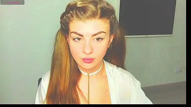 Snapshot of _comefeelme_ chatting on March 5, 2025, 2:25 am comefeelme online show from March 5, 2025, 2:25 am