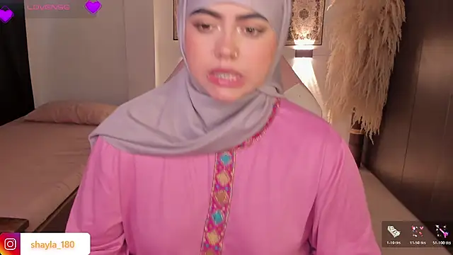 shayla 18 online show from December 1, 2025, 9:48 pm