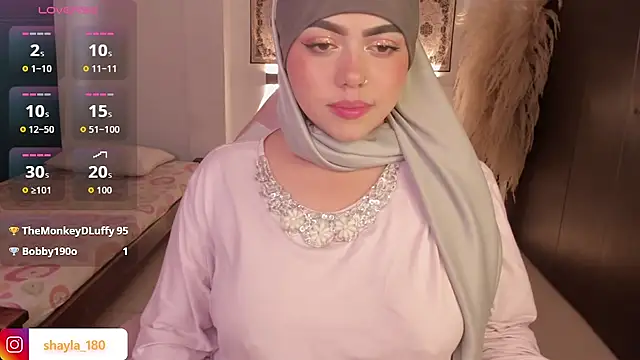 shayla 18 online show from February 4, 2026, 6:36 pm