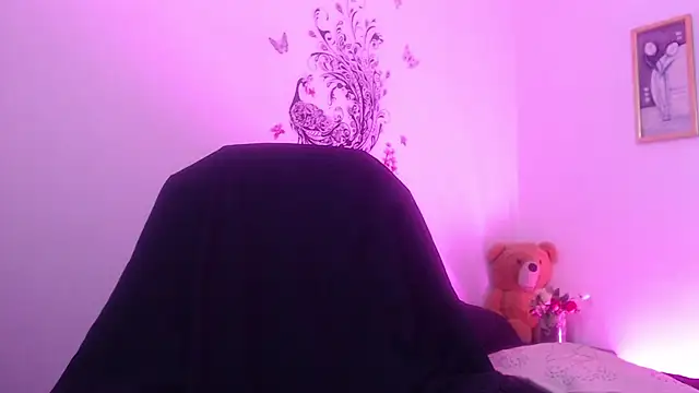 menfismuller2 online show from March 5, 2025, 10:10 pm