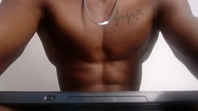 Snapshot of drake_brwon_23 chatting on February 16, 2026, 2:27 pm drake brwon 23 online show from February 16, 2026, 2:27 pm