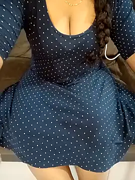 Snapshot of Mounika25 chatting on March 15, 2025, 5:26 pm Mounika25 online show from March 15, 2025, 5:26 pm