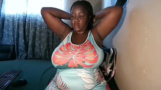 Snapshot of persuvaniaboobxxx chatting on January 24, 2025, 6:24 am persuvaniaboobxxx online show from January 24, 2025, 6:24 am
