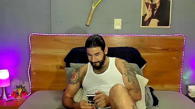 Snapshot of Prometeo-grizzly chatting on April 30, 2026, 8:43 am Prometeo-grizzly online show from April 30, 2026, 8:43 am