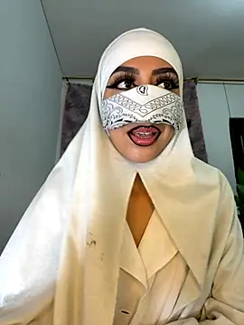  alabina  online show from October 7, 2025, 6:53 pm