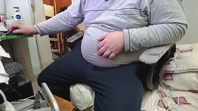 tipko123 online show from November 19, 2025, 4:29 pm