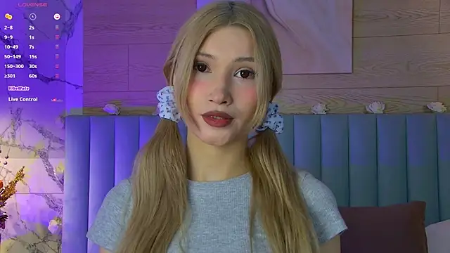 CarolReeves online show from March 16, 2025, 5:47 am