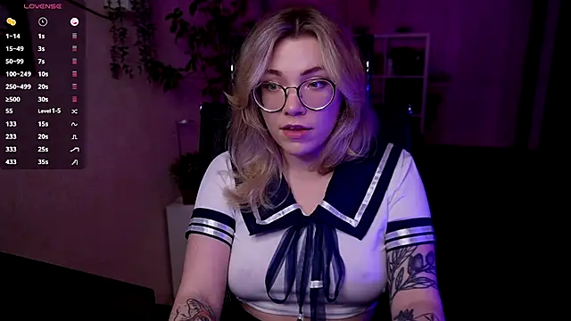 Snapshot of RemyCute chatting on December 3, 2024, 7:50 pm RemyCute online show from December 3, 2024, 7:50 pm