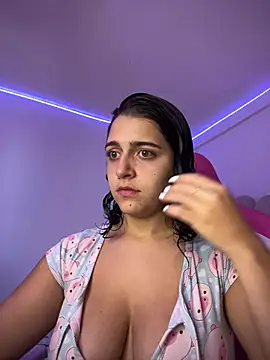Alicia Ruiz online show from June 11, 2026, 8:17 pm