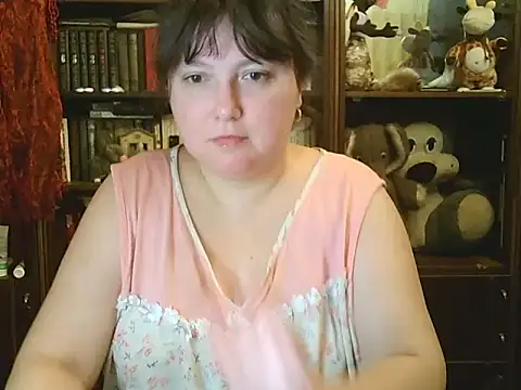 CarrieQPeach online show from November 28, 2025, 6:08 pm