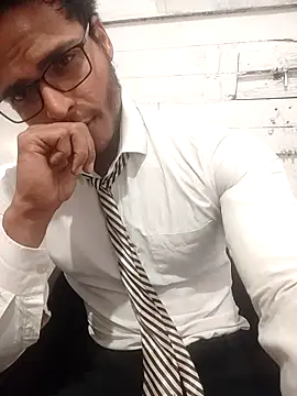 rounakhunk online show from March 25, 2026, 11:31 am