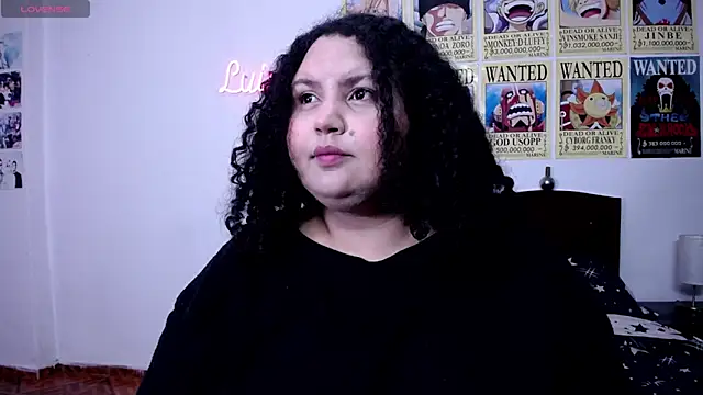 luisianacoxx online show from May 6, 2026, 11:42 pm