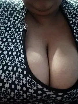Snapshot of Seema_99 chatting on January 14, 2026, 9:46 am Seema 99 online show from January 14, 2026, 9:46 am