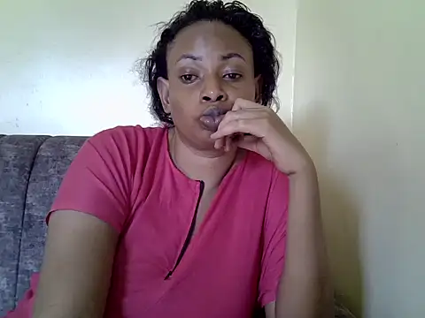 Snapshot of fat_creamy_pus chatting on October 7, 2025, 12:39 pm fat creamy pus online show from October 7, 2025, 12:39 pm