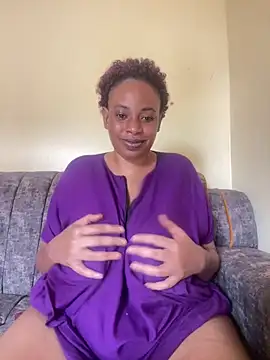 Snapshot of fat_creamy_pus chatting on November 10, 2025, 9:25 am fat creamy pus online show from November 10, 2025, 9:25 am