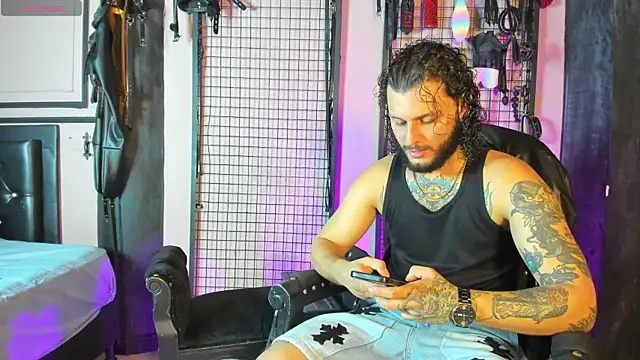 Twisted Fantasy online show from September 20, 2025, 5:34 am