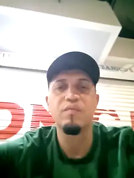 Karlos37deveru online show from April 16, 2026, 1:50 am