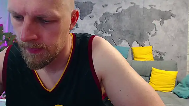 Snapshot of VikingChrisss chatting on June 30, 2026, 10:04 am VikingChrisss online show from June 30, 2026, 10:04 am