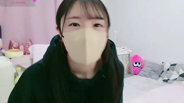 Snapshot of anchan_ chatting on February 3, 2025, 12:57 pm anchan online show from February 3, 2025, 12:57 pm