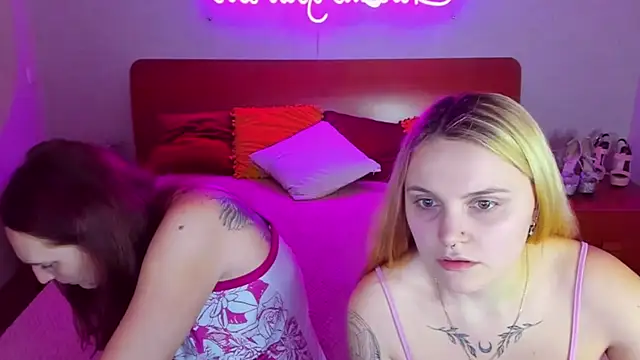 Snapshot of MagicEyess chatting on February 2, 2025, 7:20 am MagicEyess online show from February 2, 2025, 7:20 am