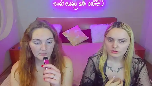 Snapshot of MagicEyess chatting on December 21, 2025, 6:20 pm MagicEyess online show from December 21, 2025, 6:20 pm