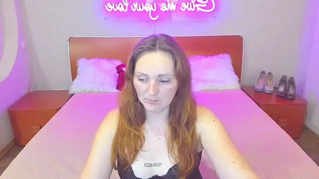 Snapshot of MagicEyess chatting on February 14, 2026, 6:52 pm MagicEyess online show from February 14, 2026, 6:52 pm