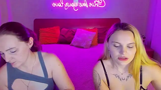 Snapshot of MagicEyess chatting on March 5, 2025, 7:27 am MagicEyess online show from March 5, 2025, 7:27 am
