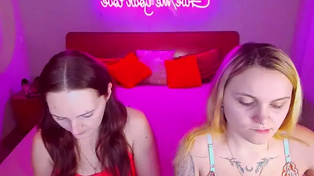 Snapshot of MagicEyess chatting on February 7, 2025, 7:29 am MagicEyess online show from February 7, 2025, 7:29 am