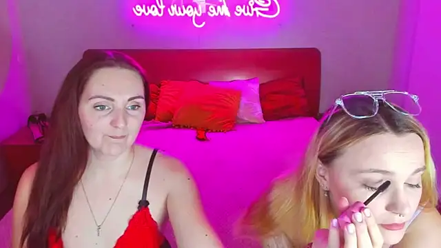 Snapshot of MagicEyess chatting on February 19, 2025, 7:28 am MagicEyess online show from February 19, 2025, 7:28 am