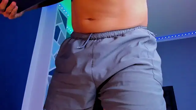 alex oficial online show from October 13, 2025, 4:25 am