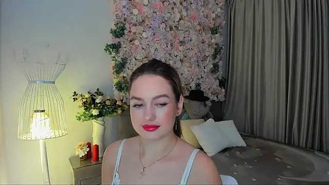 MiracleCurly online show from November 24, 2025, 7:25 pm