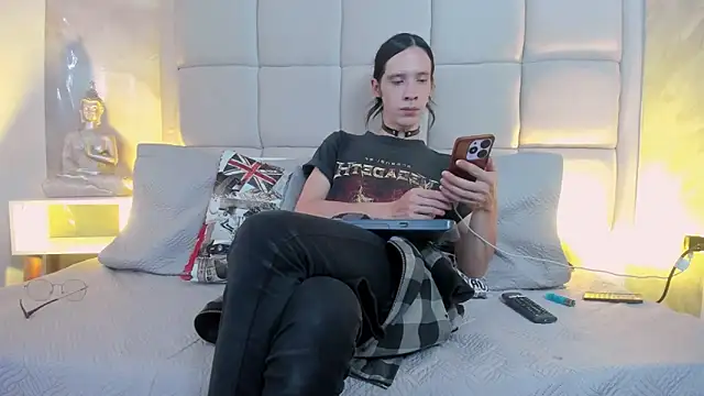 Hecatee 77 online show from November 1, 2025, 7:52 pm