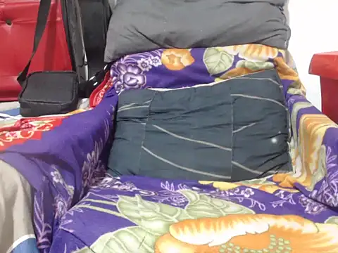 PONSE LATINO online show from December 4, 2025, 1:54 pm