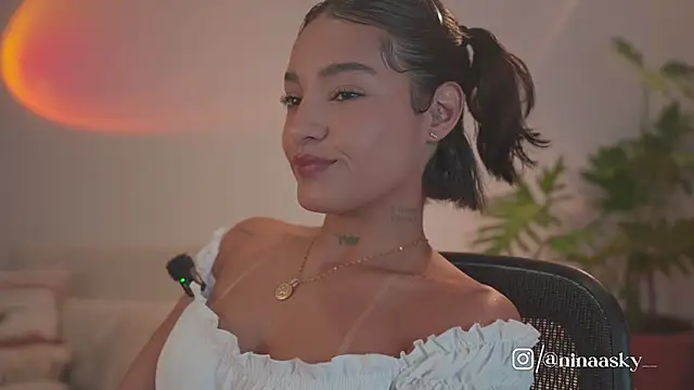 ninaa sky online show from May 29, 2026, 11:44 pm