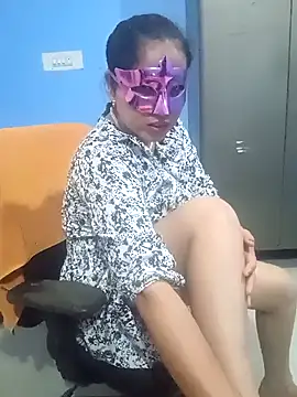 SANJU5888 online show from December 4, 2025, 7:51 am