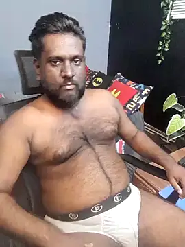 Rayansmith  online show from September 29, 2025, 3:06 pm