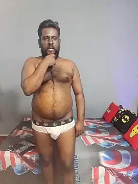 Rayansmith  online show from November 6, 2025, 2:43 pm